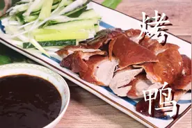 想吃烤鸭不用买，从春饼到烤鸭教给你，皮脆肉嫩，吃再多也不腻图片