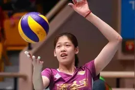 中国女排主攻手李盈莹的打球特点和进攻优势图片