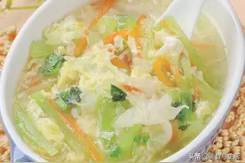 银耳双笋鸡蛋羹，适合全家吃的早餐，快来跟我一起做图片