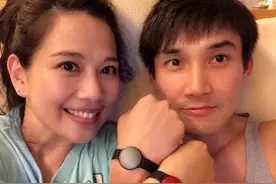 我都可以当你妈了，你说你要和我在一起？图片