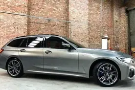 宝马3系瓦罐车双开尾门，轴距2851毫米，外观比奥迪RS6素气图片