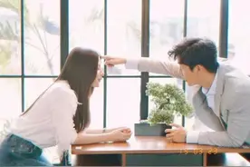 婚后想让老公交出经济大权，能做到吗？图片