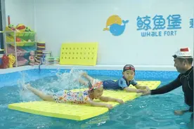 宝贝们！学习游泳时这几点水感练习必不可少图片