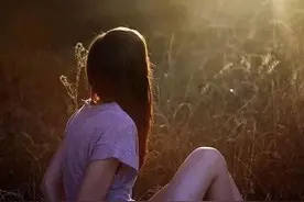 15岁抑郁症女孩吸毒、酗酒，她怎样走上复学康复之路？（上）图片