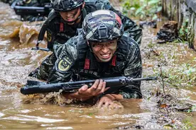 武警32个省级总队中只有2个正军级单位，司令员必须是正军职少将图片