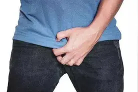 阴茎有点弯正常吗？图片