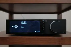 剑桥新款超级旗舰一体机 EVO 150 与4款音箱的搭配效果图片