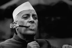 1962年，印度为何被打断了腿？图片