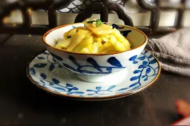 这菜不要钱以前都扔了，随手一拌，老公直夸脆爽，像浪费了几个亿图片