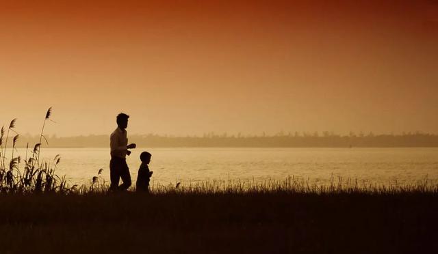 现在不吃苦,将来准辛苦,故事很短,道理很深