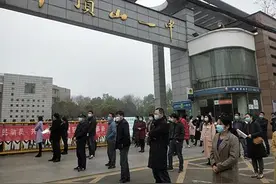 压力大？河南女生“撕毁”2名考生答题卡：被取消高考成绩图片