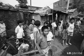 「摄影人」老照片中的天津卫谦德庄人家图片