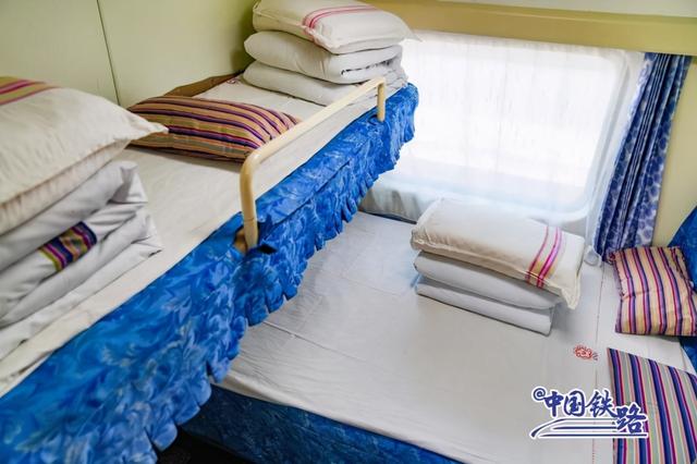 套房,酒吧,双人床!双层卧铺火车刷爆朋友圈!