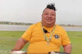 毛子哥恩克恩怨升级！被扒带货卖“臭肉”，还收粉丝高额带路费图片