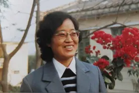 1996年，女作家戴厚英不幸遇害，一出现实版“农夫与蛇”的悲剧图片