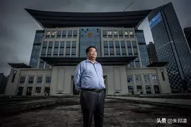 曹德旺真的会看“风水”吗？曾因“风水”坚持改美国工厂大门图片