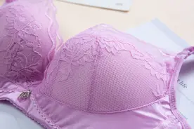 私藏文胸店铺推荐，享受空气感穿着体检图片