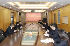 槐荫区检察院党组副书记、副检察长王枢栋为支部党员讲授专题党课图片