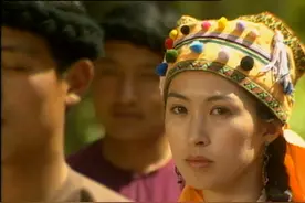武尊少林，出现了三个美女，却只有一个有点名气图片