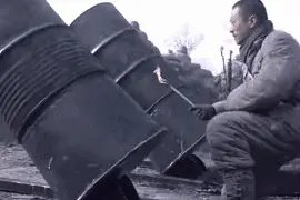 解放军用“没良心炮”，国军直到震死也不明白，哪来如此威猛火炮图片