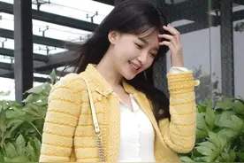 孙怡小姐姐，香蕉牛奶味道的甜美少女图片