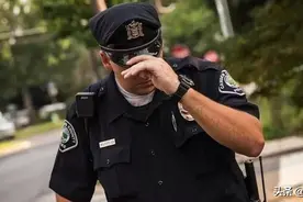 一言不合就动手，美国警察为何是真正的暴力机构？图片