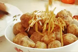 临朐山村吃乡村喜宴，很喜庆，也很丰盛图片