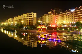 广西金秀县城夜景图片