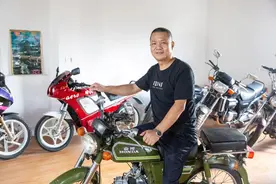 浙江一机车发烧友收藏40多辆摩托车，每一辆都有时代烙印图片