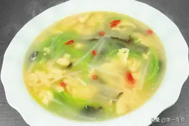 丝瓜汤这样做才好喝，清淡营养味道香，减肥、开胃都不错图片