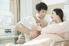 生娃后三天，护理产妇牢记“五快三免”，远离月子问题妈妈更年轻图片