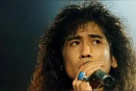 曾经的“传奇歌王”齐秦：8年两次退赛，跌落神坛到底是回不去了图片