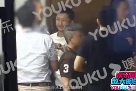 邹市明醉酒后与人街头打斗？遭友人挑衅，不料拳王反击超敏捷图片