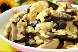 炒香菇是否需要焯水？大厨说漏嘴，原来这才是正确做法，无异味图片