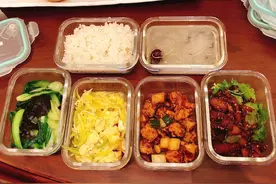 华妃娘娘蒋欣晒美食，跟着她学喝滋养甜品，价格不贵，补水提气色图片