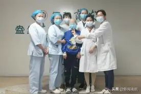 13岁男孩竟患这种罕见病，全身痂皮似“盔甲”！医生提醒：这些问题要注意图片