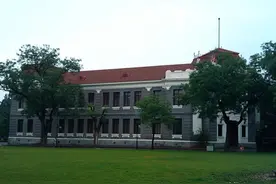 C9现在怎么样了？有2所大学排名很不好看，考生选校主要看实力图片