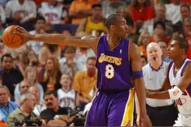 单手抓球帅气分4个等级，詹姆斯A级，科比麦迪SS级，那SSS多帅？图片