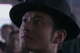 两代许文强同框！180的黄晓明遇上182的周润发，谁谎报了身高？图片