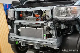 防撞梁？3万多的车就别开这种玩笑了图片