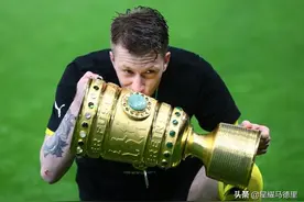 31岁德国巨星宣布不踢欧洲杯！第3次错过大赛，本赛季48场造22球图片