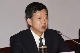三观扭曲肆意妄为,十九大后仍肆无忌惮的厅官，被“双开”视频封面
