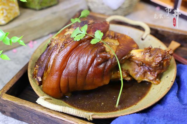 红烧猪肘子高压锅版，不用油炸，45分钟皮酥肉烂，无难度味道香