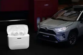 德国版AirPods体验，简单到小学生都会用的操作图片