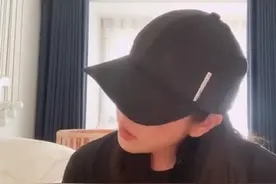 37岁陈妍希晒近照，意外曝光爱巢背景，一家三口疑同挤一屋？图片