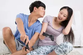 夫妻长期分居，见面的时候，真的久别胜新婚的感觉吗？图片