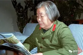 27位开国女少校图片