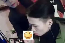 阿特回应他与阿水德莱文谁强问题！阿特说自己是国服德莱文里程碑图片