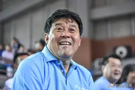 迟尚斌追悼会举行：李铁李明徐弘张恩华王涛张耀坤王鹏等亮相图片