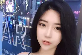 拒绝王思聪的韩国女主播，九头身大长腿沙漏身材，魅力十足图片